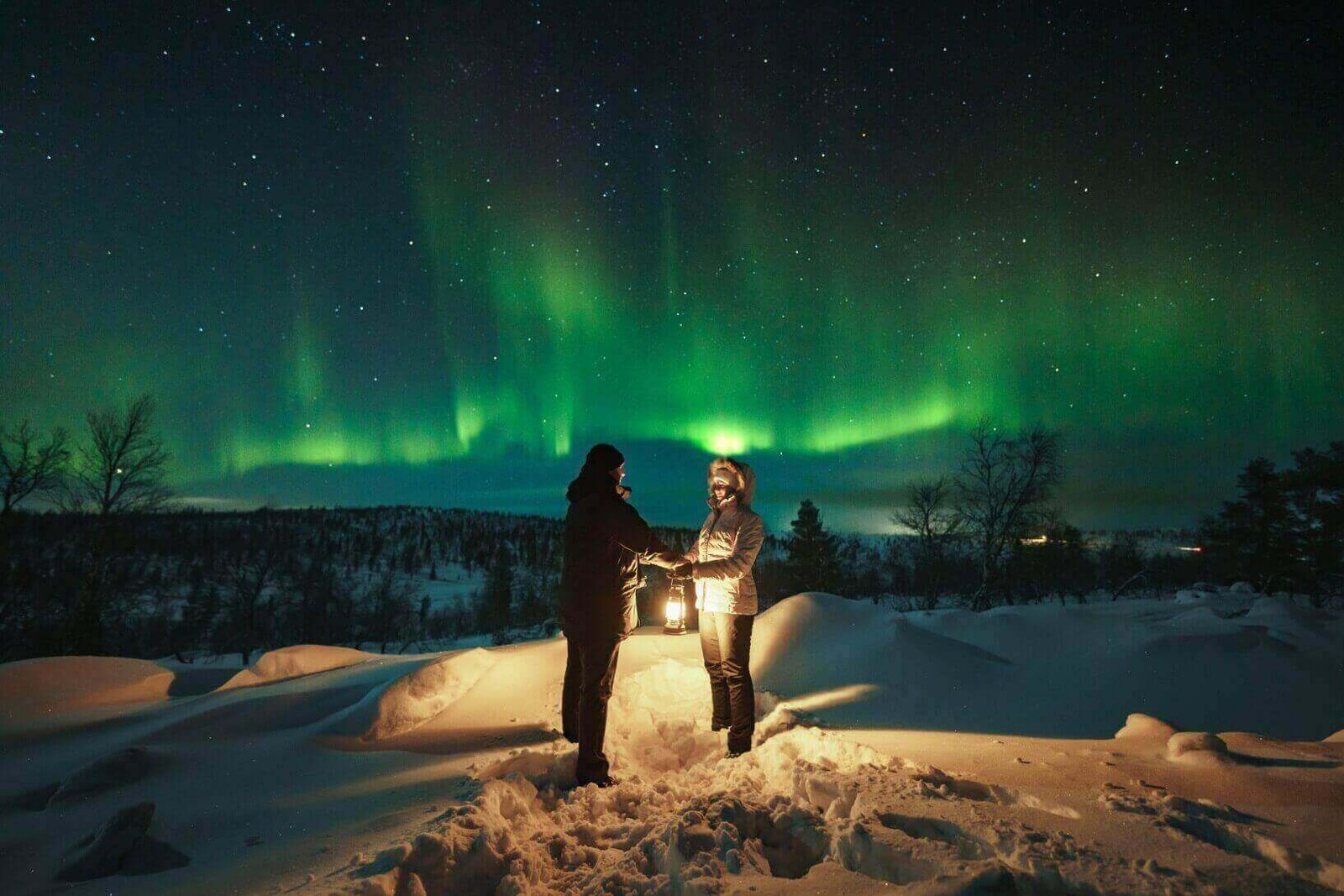 Photo Under Nother Lights Dancing Aurora Couple 3 | Into North